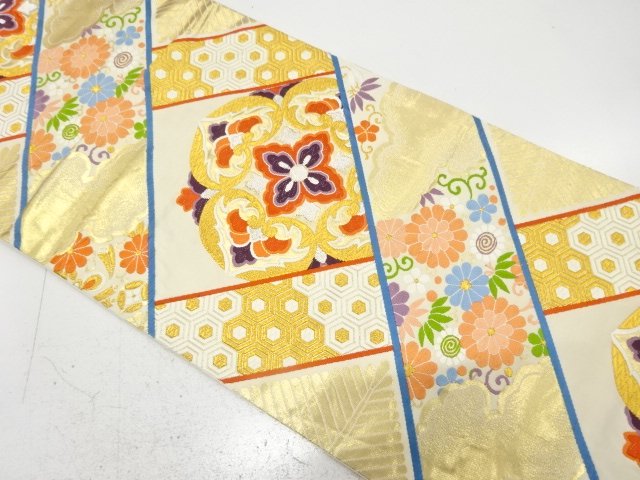 斜め格子に華紋・花・古典柄織り出し　袋帯